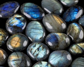 LABRADORITE Crystal Palm Stone - Thick Domed, Dark - Worry Stone, Self Care, Healing Crystals and Stones, E0710