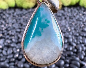 Wisiorek z kryształu CHRYSOKOLA – srebro próby 925 – krzemionka w kształcie łezki, niebieski chalcedon, biżuteria artystyczna, 54194