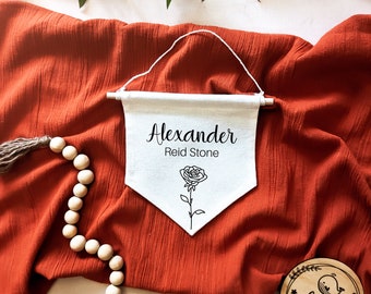 Blooming Beauty: Personalized Birth Flower Name Flag – Custom Floral Decor for a Special Touch