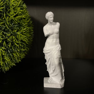 Exquisita réplica de la estatua de Venus de Milo impresa en 3D: belleza y arte atemporales