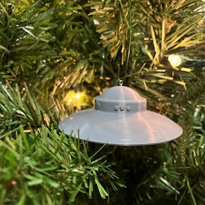 1940s Haunebu II UFO Replica Christmas Tree Ornament - Unearth the Mysteries of the Past