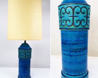 with Form Number VD 183-21 A Beautiful Bitossi Stambecchi Scale Italy 1960.