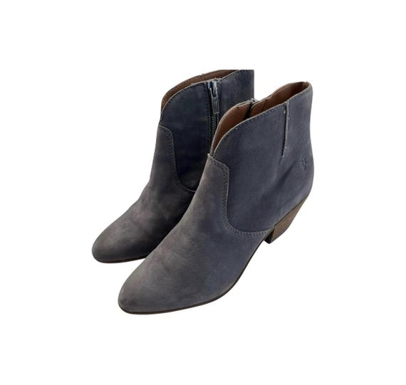 Size 7 FRYE Women's  Zip Ankle Boots Grey Nubuck Ankle Heeled Booties Leather Cowboy Western Style Short Boots Boho Hippie Bohemian