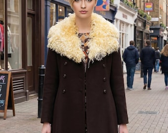 Vintage 60s 70s Brown Princess Curly Mongolian Fur Collar & Trim | Coat XS