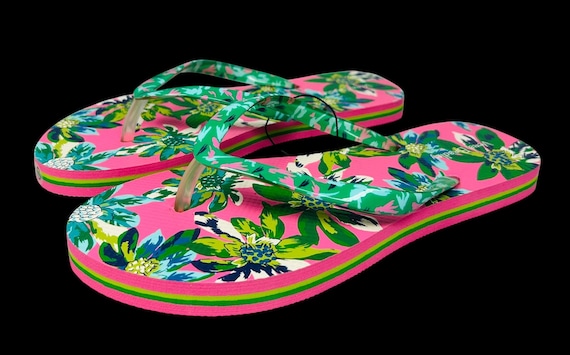NWT Vera Bradley Tropical Paradise Pink & Green Beach Pool Flip Flops | Size S - 6.5 / 7