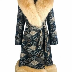 Vintage 60s 70s Snowflake Tapestry Coat - Real Shearling Fur Trimmed, Full Length image 6