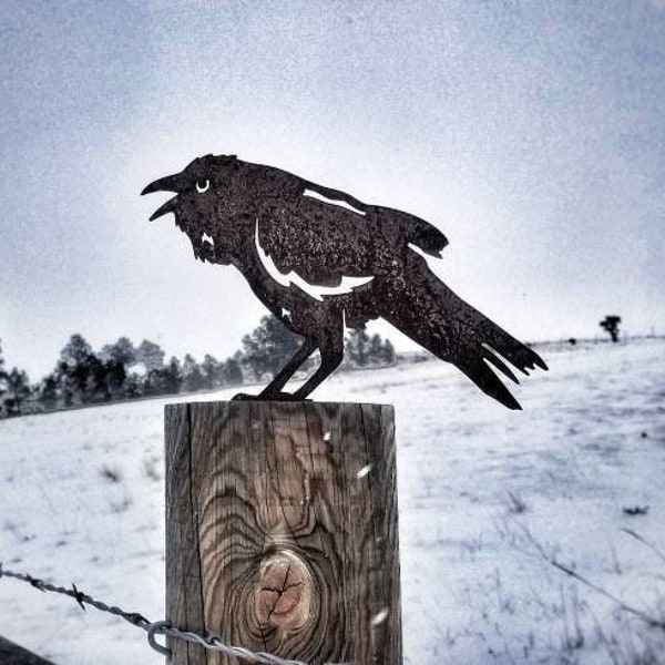 Exterior Rustic Rusty Metal Crow Raven Bird Branch Garden Fence Topper Yard Art Gate Post Sculpture Gift Present