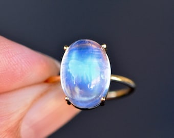 Moonstone Ring, 14kt Gold Blue Moonstone Ring, June Birthstone Ring, Gift for Girlfriend, Women Gift, Gift for Wife, Engagement Ring for Her
