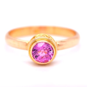 Ceylon Pink Sapphire 18kt Gold Ring, September Birthstone Jewelry, Promise Ring, Unique Engagement Ring, Girlfriend Gift, Rings for Women