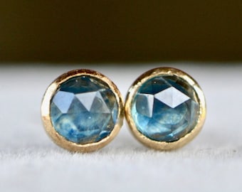 Montana Sapphire Rosecut Stud Earrings 14kt Gold, September Birthstone Studs, Minimalist Earrings, Blue Gemstone Studs, Sentimental Gift Her