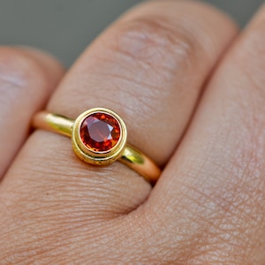 Ceylon Orange Sapphire 18kt Gold Ring, September Birthstone Jewelry, Promise Ring, Unique Engagement Ring, Girlfriend Gift, Rings for Women