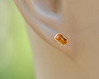 Citrine Rectangular Cabochon Stud Earring 18kt Gold : November Birthstone Minimalist Jewelry