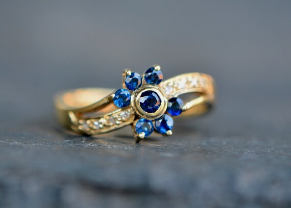 Sapphire Diamond Ring 14kt Gold,  Floral Sapphire… - image 2