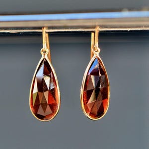 Garnet Teardrop Dangly Earrings 18k Gold, Red Rosecut Gemstone Drop Earrings, 2nd Anniversary Gift, January Birthstone Earrings for Women