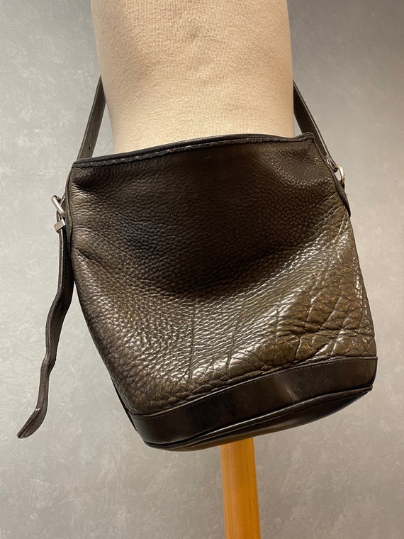 Roots Crossbody Purse / Bag // Pebbled Leather // Vin… Gem