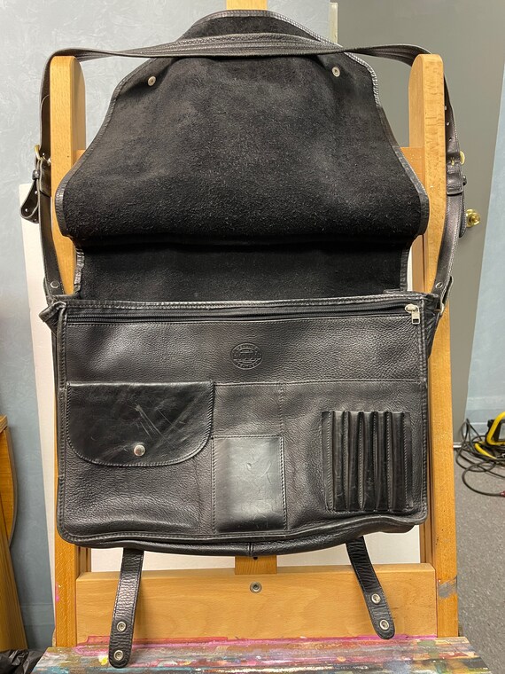 Roots Vintage Portfolio Bag // Pebbled Leather // Doo… Gem
