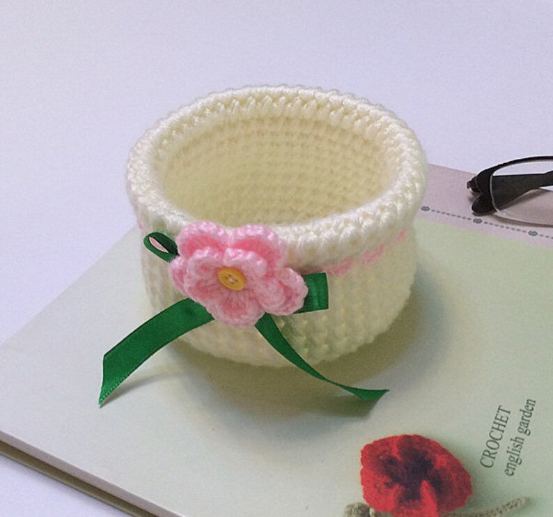 White Jewelry Storage Box,Trinket Storage Box,Dressing Table Decoration Amigurumi Hand-knitted Storage Box Baskets Crochet Storage Box