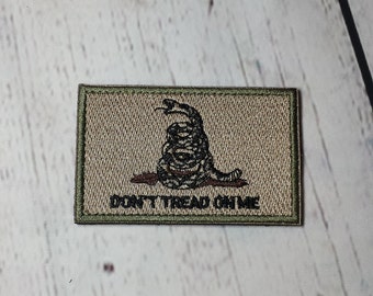 BuckUp Tactical Patch Hook PVC DONT TREAD ON ME PATCH 1"x3.75" BuckUp Tactical Patch Hook PVC DONT TREAD ON ME PATCH 1"x3.75"