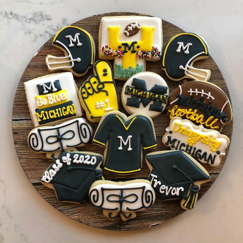 University of Michigan sugar cookies/ University of Michigan / Etsy