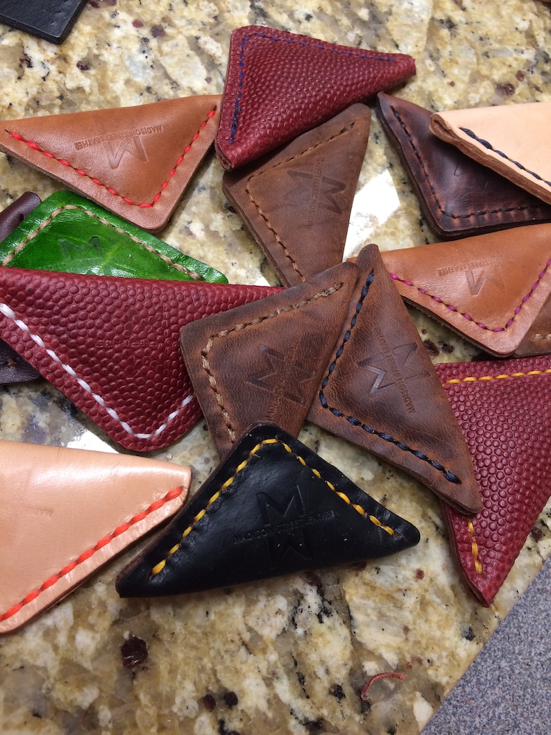 Handmade Leather Finger Football Game: NFL Fan Gift / stocking stuffer / christmas / bild 1