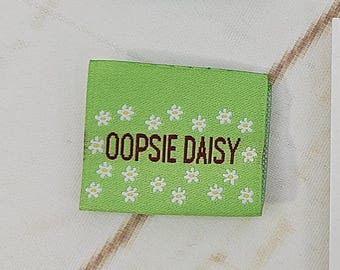 Oopsie Daisy, verde, da cucire, etichette tessute, etichette per indumenti, etichette per indumenti, etichette per progetti di cucito, tessuto Rubyjam, confezione da 10