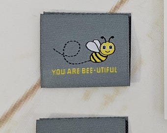 Sei una vera ape, etichette tessute, etichette per vestiti, etichette per indumenti, etichette per progetti di cucito, tessuto Rubyjam, confezione da 10