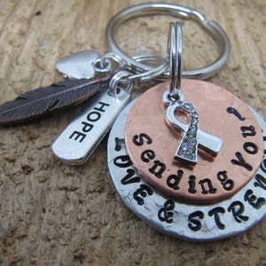 Hand gestempelde sleutelhanger, kanker, sieraden, cadeau voor kankerpatiënt, inspirerend geschenk voor kankerpatiënt, kanker overlevende, kanker geschenk