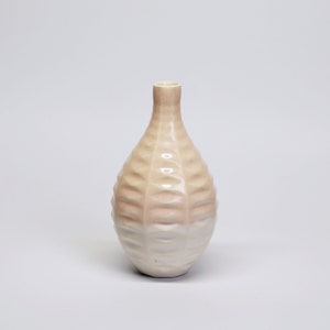 Patterned Ceramic Vase Home Decor Ceramic jar Handmade patterned ceramic Modern vase Ceramic Bottle Textured Ceramic Pink Vase Octagon