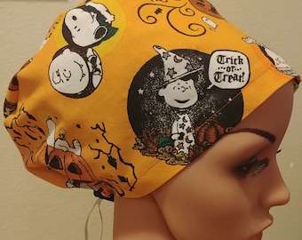 Women's Surgical Cap, Scrub Hat, Chemo Cap, Peanuts Trick or Treat