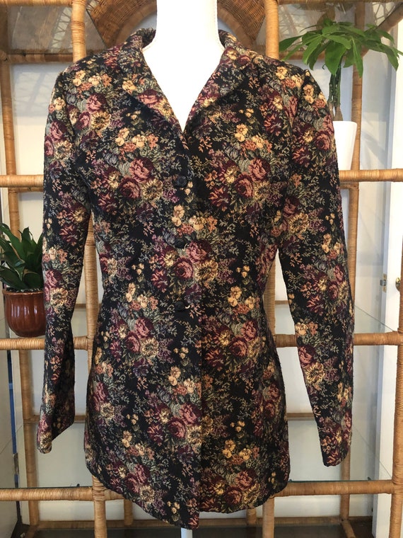 Floral tapestry coat//blazer