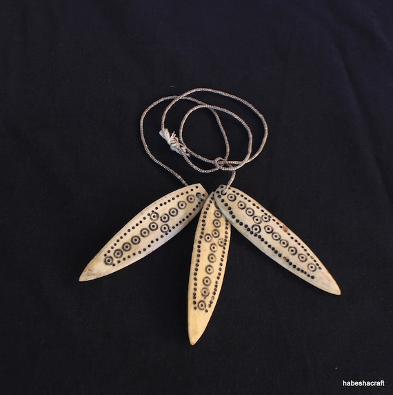 ドゴン族　ミニ階段　家のお守り　アフリカ　木彫り アフリカ部族、アンティークお守り ドゴン族 ミニ階段 家の