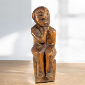 Antigua escultura de tumba etíope de konso waka. Estatua africana de madera antigua. Auténtica estatua africana antigua. Figura de tumba etíope de konso waka