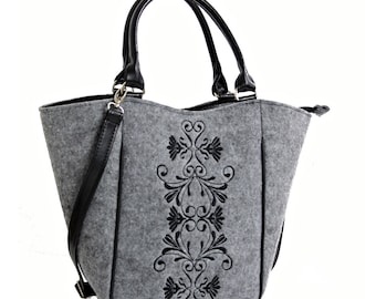 Minimalist felt shoulder bag Cross Body Felt Purse  Felt shoulder bag Grey felt bag Felt handbag Women handbag Felt bag  Felt handbag