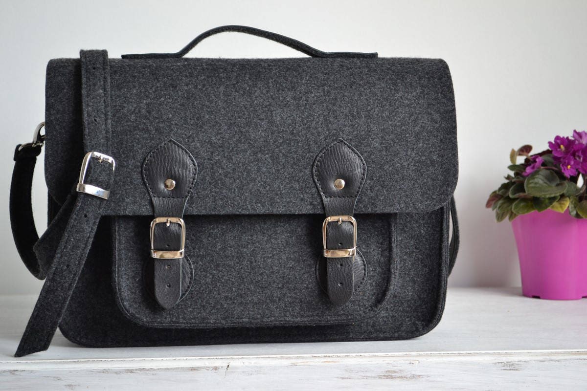 Hombres Bolsa de computadora portátil negra, Bolsa de mensajero de fieltro negro, Caja de Macbook de 15 pulgadas, Bolsa de fieltro, Satchel de fieltro, Funda Macbook Pro 16
