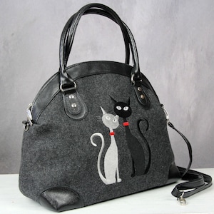 Sac femme fait maison, sac en feutre gris foncé, sac à bandoulière en feutre, cadeau pour amoureux des chats, chats dans le sac à main, sac en feutre, sac à main chat, sac chat, cadeau pour femme