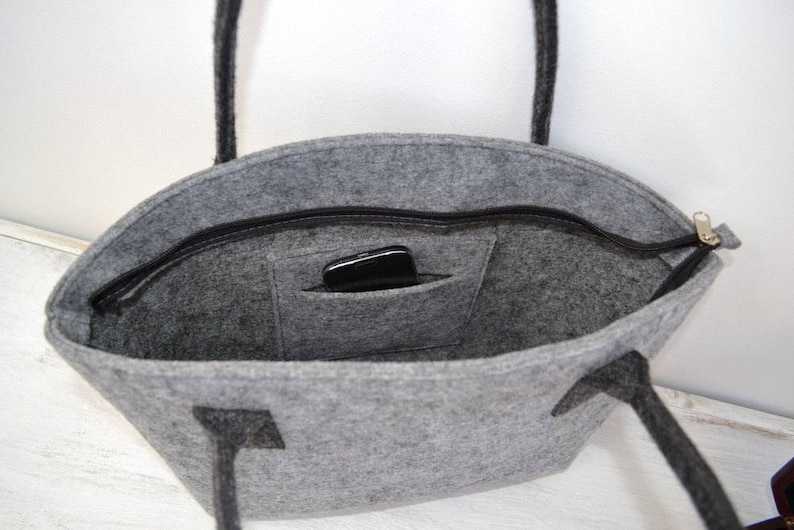 Minimalist Felt bag, Felt tote bag, Elegant and Casual, Felt Bag, Tote Shoulder Bag, Shopping, Bag Handbag image 4