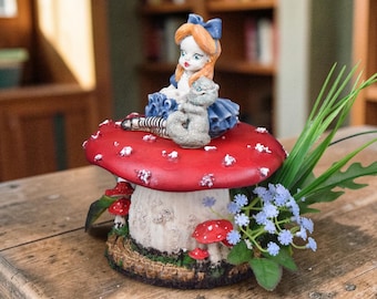 Alice in Wonderland Centerpiece, Cheshire Cat Girl Decor, Red Mushroom Table Display, Whimsical Gift
