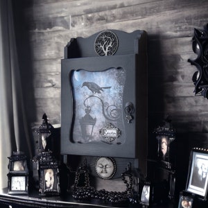 Gothic Home decor Raven Wall jewelry storage Tree of Life box Key hanger Witch Mystery Gothic organizer Key Holder horror decor Organizer