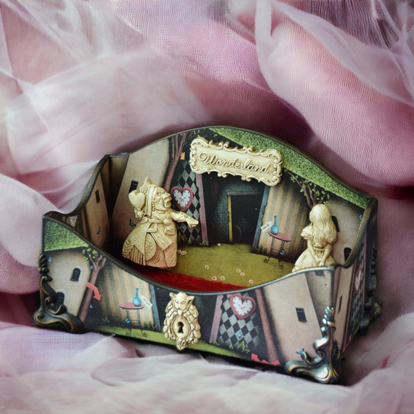 Alice in Wonderland Desktop Sorter letter container Queen of Hearts jewelry dish Ring holder Home decor trinket dish desktop organizer