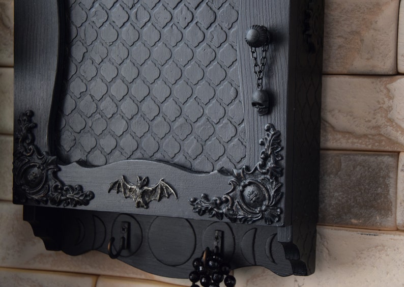 Gothic Home Decor Wall Mounted Key Box With a Bat Skull Key Storage ...