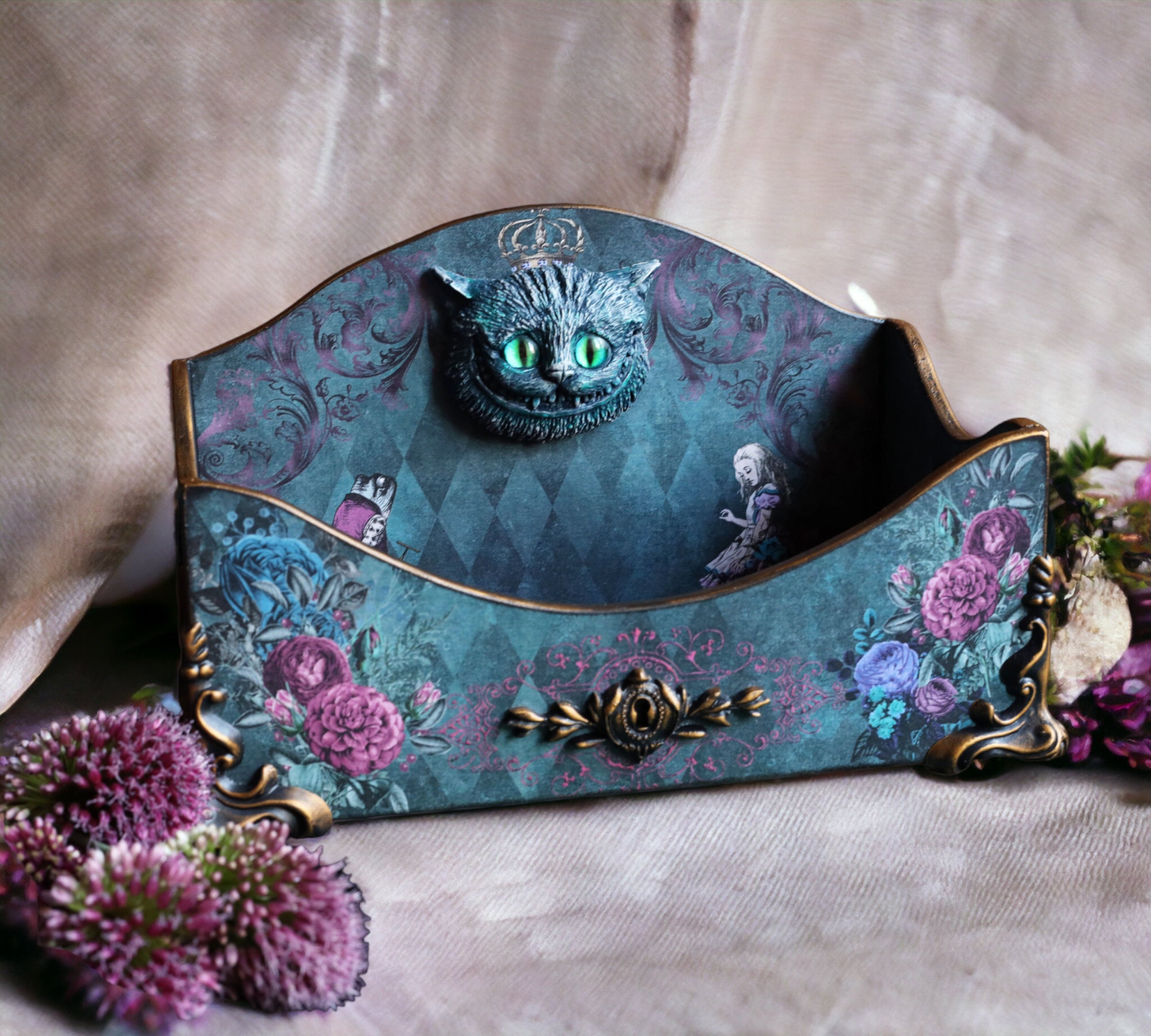 Alice in wonderland and cheshire cat Ornament by Madame Memento - Pixels  Merch