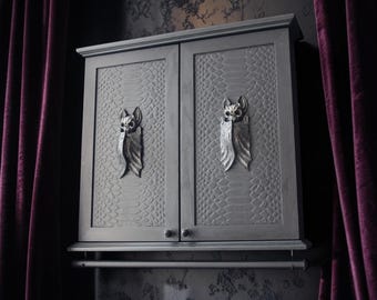 Gothic Bat Jewelry Cabinet, Wall Mounted Jewelry Organizer, Reptile Texture Storage, Earring & Necklace Display, Wooden Home Decor