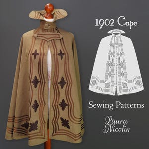 Puede incluir: Una capa de color marrón con detalles bordados en marrón y un cuello a juego. La capa se muestra en un soporte de madera. La imagen incluye el texto "1902 Cape" y "Sewing Patterns Laura Nicolin".