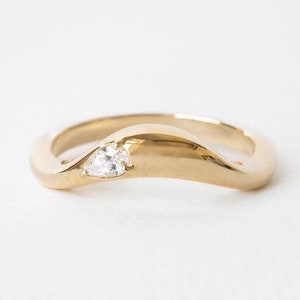 Chunky Diamond Curved Wedding Band, 14k Gold Chevron V Shaped Stack Ring, Perfect for Engagement or Promise Gift, Minimalist Wave Design
