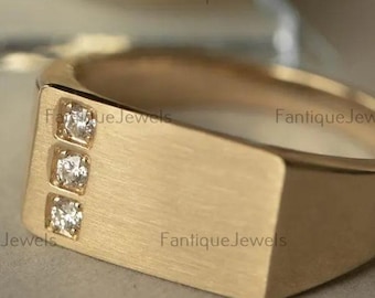 Anillo de compromiso de oro con tres piedras de moissanita, anillo de sello para hombre para bodas en el meñique.