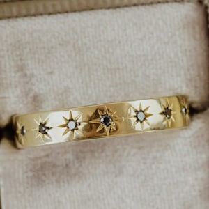 14k Gold Flush Set Diamond Starburst Ring, Minimalist Engagement & Matching Band with Black Diamonds, Unique Gift for Her