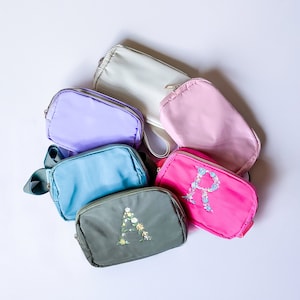 Flower Monogrammed Initial Belt Bag, Cross Body Bag, Fanny Pack, Pouch, Gift, Trendy Multicolored