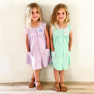 Girl's Button Front Monogrammed Dress with Pockets, Ruffle Detail, Summer Dress, Vacation Outfit, Custom Cotton Dress, Birthday Outfit