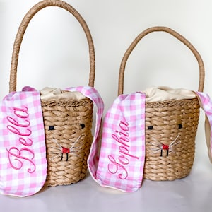 Kundenspezifischer gesponnener Ostern-Korb, Kaninchen-Ohrrattan-Stroh-Korb, groß, mit Monogramm / besonders angefertigt