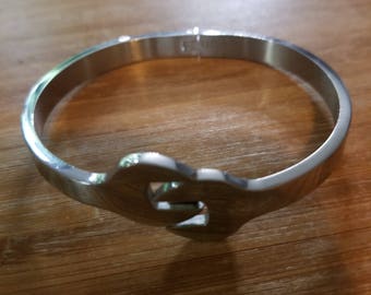 Pirantin "Established 1998" Spanner Wrench Bangle Bracelet - 26th Anniversary Gift, Adjustable - View #3